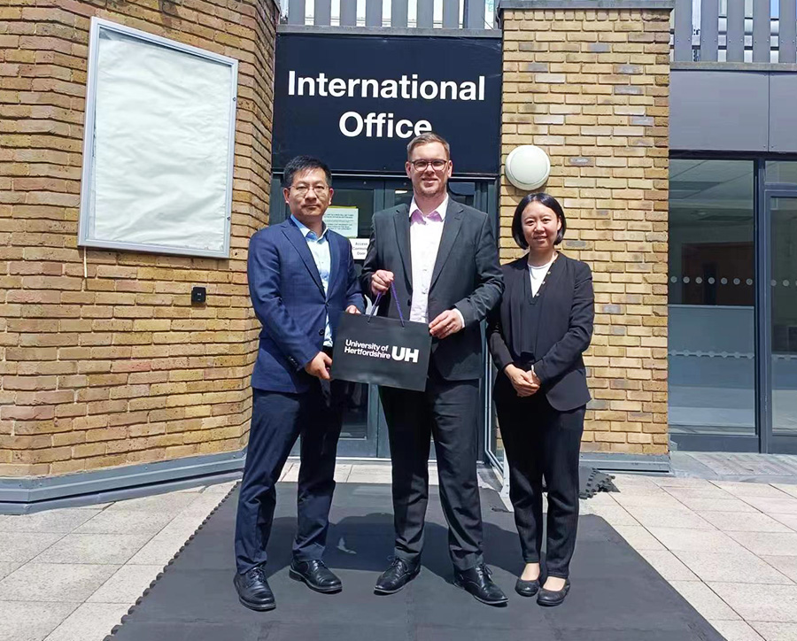 闻鼎pg娱乐官方网站